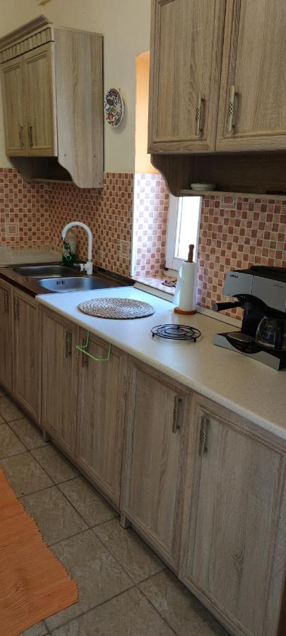 Orsi Apartman / vendegház Kecskemét Buitenkant foto